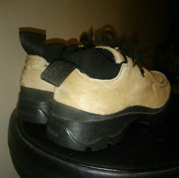 Prada Low Top Men's Shoes - Picture 8 of 8